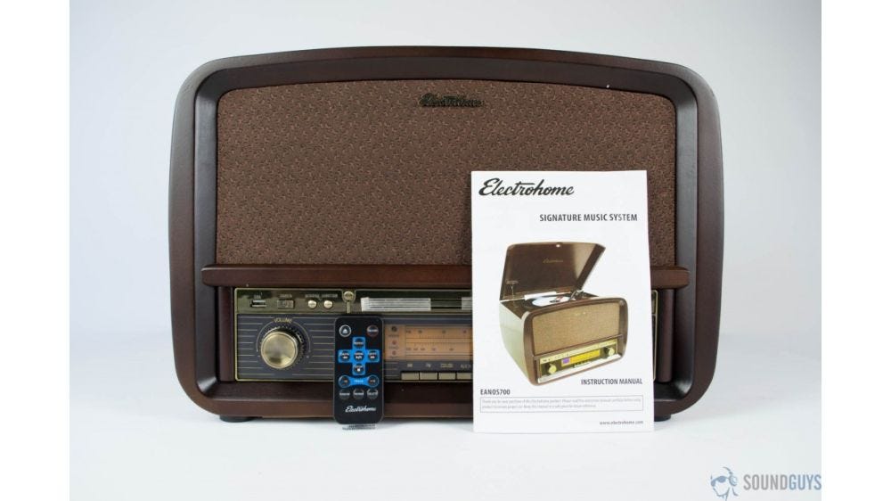 Sounds Guys Reviews the Signature Series Record Player