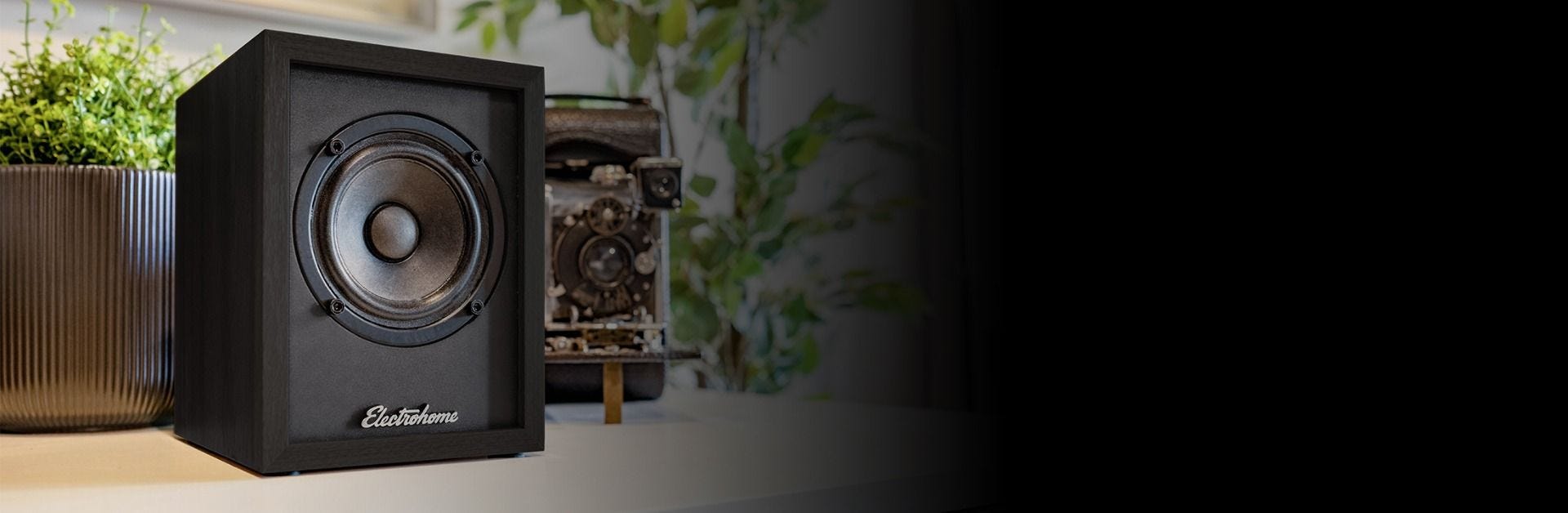Huntley Powered Bookshelf Speakers