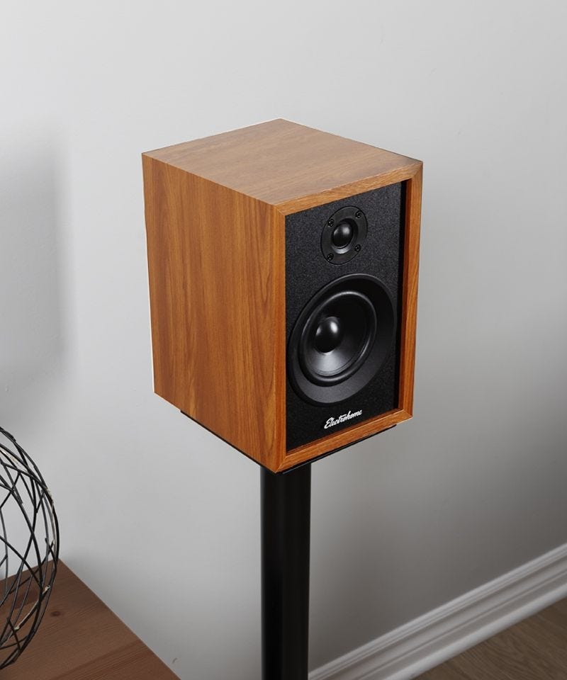 McKinley 2.0 Stereo Powered Bookshelf Speakers