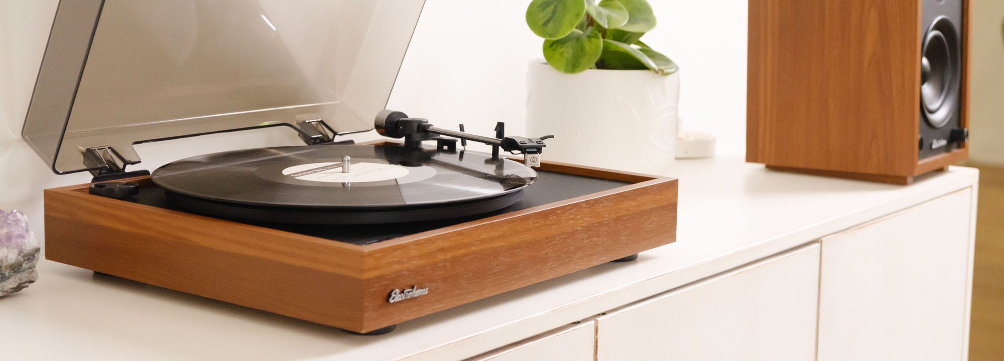 Montrose Wireless Vinyl Record Player with McKinkley Powered Bookshelf Speakers in background